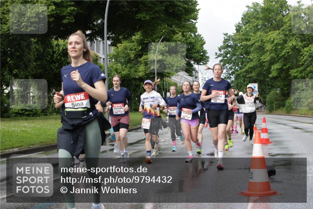 14.06.2026 - REWE Women's Run Jannik Wohlers http://msf.ph/oto/9794432 14.06.2026 09:08:28 Laufen 002, 22 meine-sportfotos.de