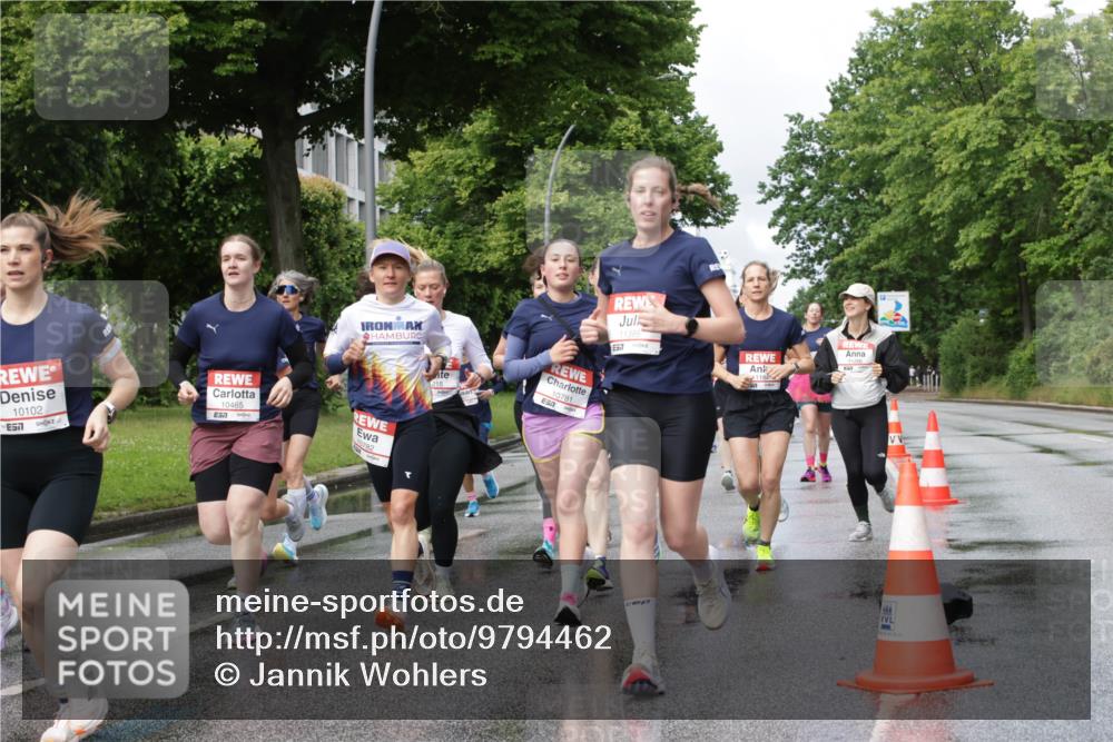 14.06.2026 - REWE Women's Run Jannik Wohlers http://msf.ph/oto/9794462 14.06.2026 09:08:29 Laufen 10102, 57, 10465, 1218, 10781, 11395, 517 meine-sportfotos.de