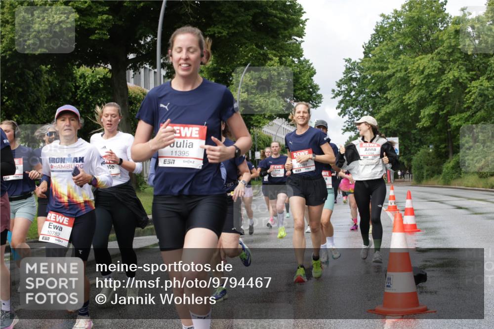 14.06.2026 - REWE Women's Run Jannik Wohlers http://msf.ph/oto/9794467 14.06.2026 09:08:30 Laufen 11395, 57, 10782, 7, 11184, 11266, 302, 22 meine-sportfotos.de