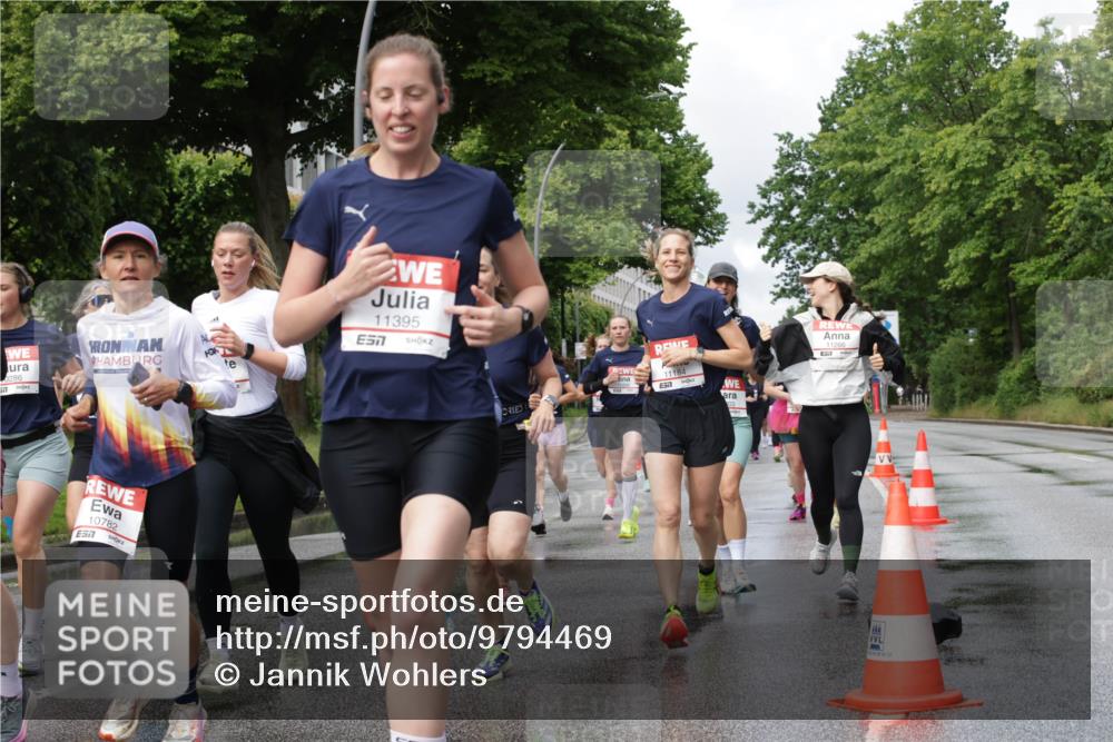 14.06.2026 - REWE Women's Run Jannik Wohlers http://msf.ph/oto/9794469 14.06.2026 09:08:30 Laufen 1286, 11395, 7, 10782, 11184, 11266, 571 meine-sportfotos.de
