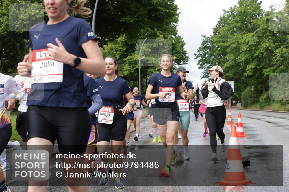 14.06.2026 - REWE Women's Run Jannik Wohlers http://msf.ph/oto/9794486 14.06.2026 09:08:31 Laufen 11395, 577, 11428, 577, 184, 57, 10803, 3, 02, 22 meine-sportfotos.de