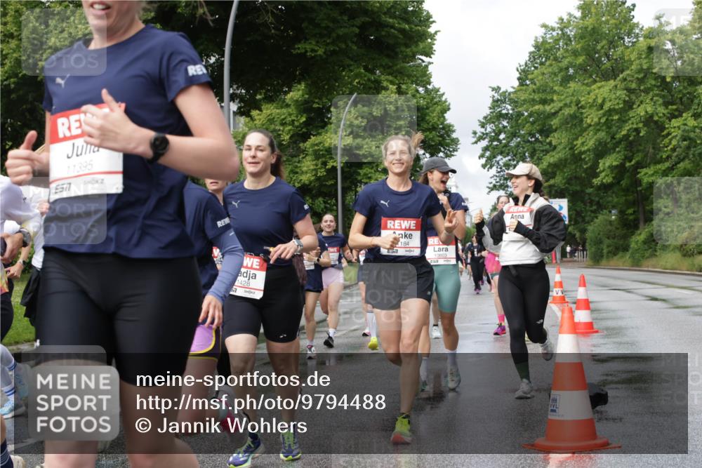 14.06.2026 - REWE Women's Run Jannik Wohlers http://msf.ph/oto/9794488 14.06.2026 09:08:31 Laufen 577, 11395, 13, 1428, 577, 184, 10803, 93, 02, 22 meine-sportfotos.de