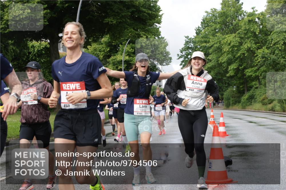14.06.2026 - REWE Women's Run Jannik Wohlers http://msf.ph/oto/9794506 14.06.2026 09:08:32 Laufen 10192, 108, 10803, 7, 11266, 57 meine-sportfotos.de