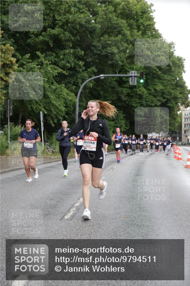 14.06.2026 - REWE Women's Run Jannik Wohlers http://msf.ph/oto/9794511 14.06.2026 09:54:50 Laufen 10565, 57, 77 meine-sportfotos.de