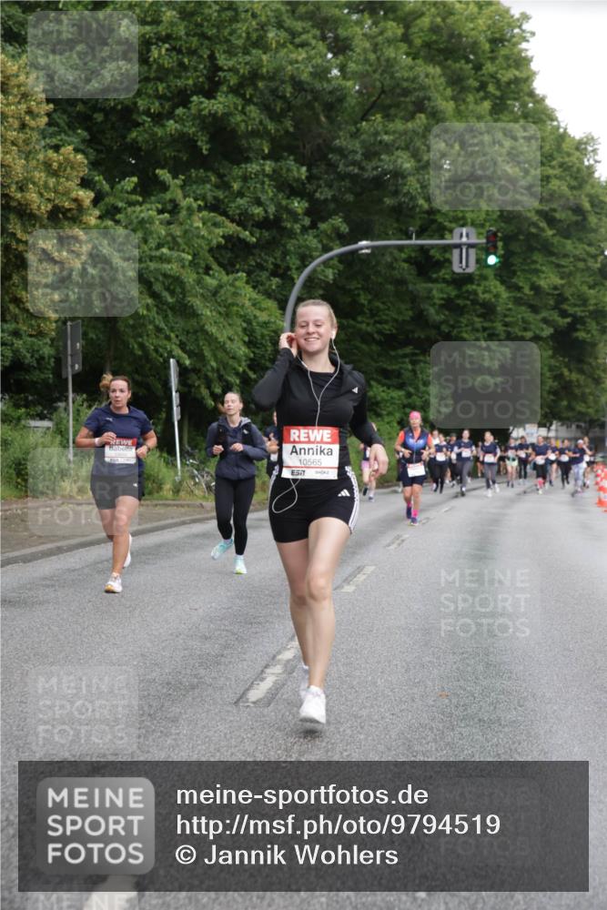 14.06.2026 - REWE Women's Run Jannik Wohlers http://msf.ph/oto/9794519 14.06.2026 09:54:50 Laufen 10565, 7 meine-sportfotos.de