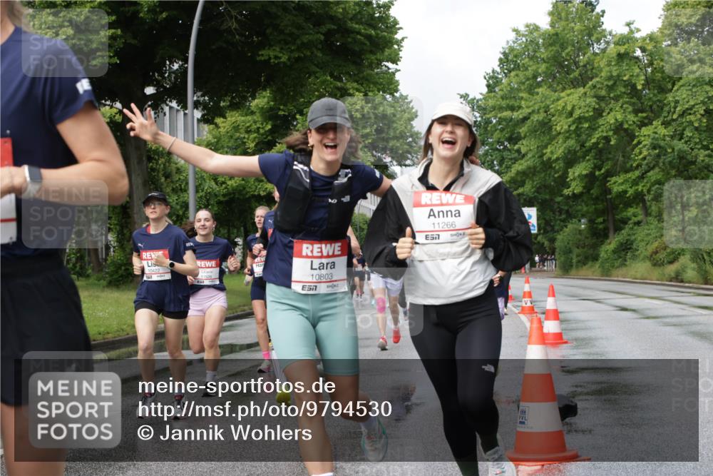 14.06.2026 - REWE Women's Run Jannik Wohlers http://msf.ph/oto/9794530 14.06.2026 09:08:32 Laufen 10422, 11526, 10803, 11266, 7, 002, 22 meine-sportfotos.de
