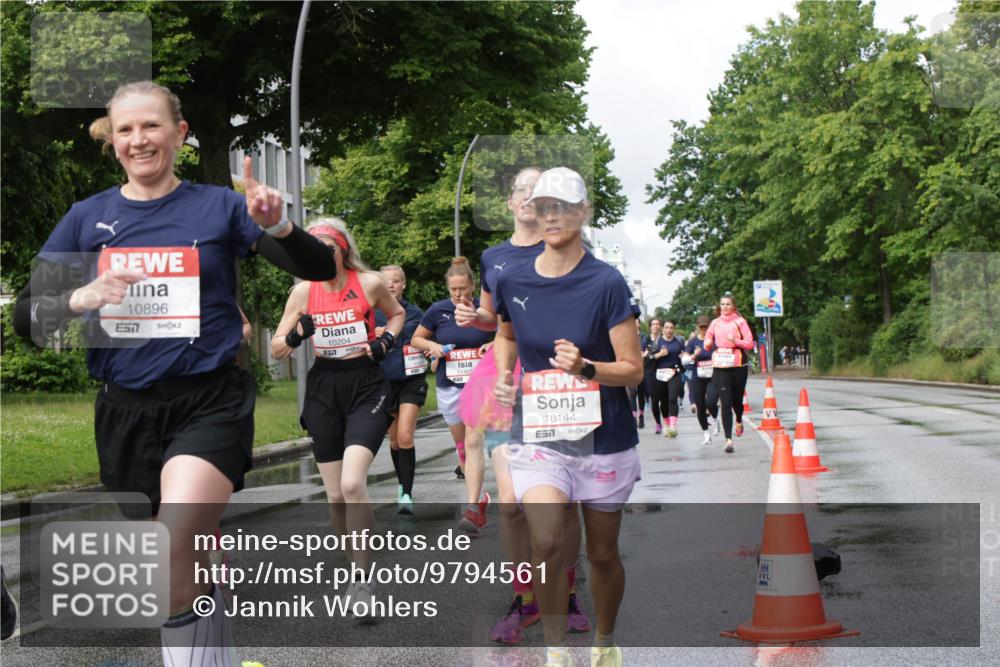 14.06.2026 - REWE Women's Run Jannik Wohlers http://msf.ph/oto/9794561 14.06.2026 09:08:34 Laufen 10896, 7, 10204, 10144, 7, 302, 22 meine-sportfotos.de