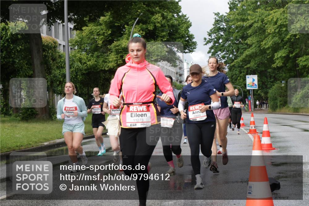 14.06.2026 - REWE Women's Run Jannik Wohlers http://msf.ph/oto/9794612 14.06.2026 09:08:39 Laufen 10133, 11273, 7, 10699, 7, 02, 22 meine-sportfotos.de