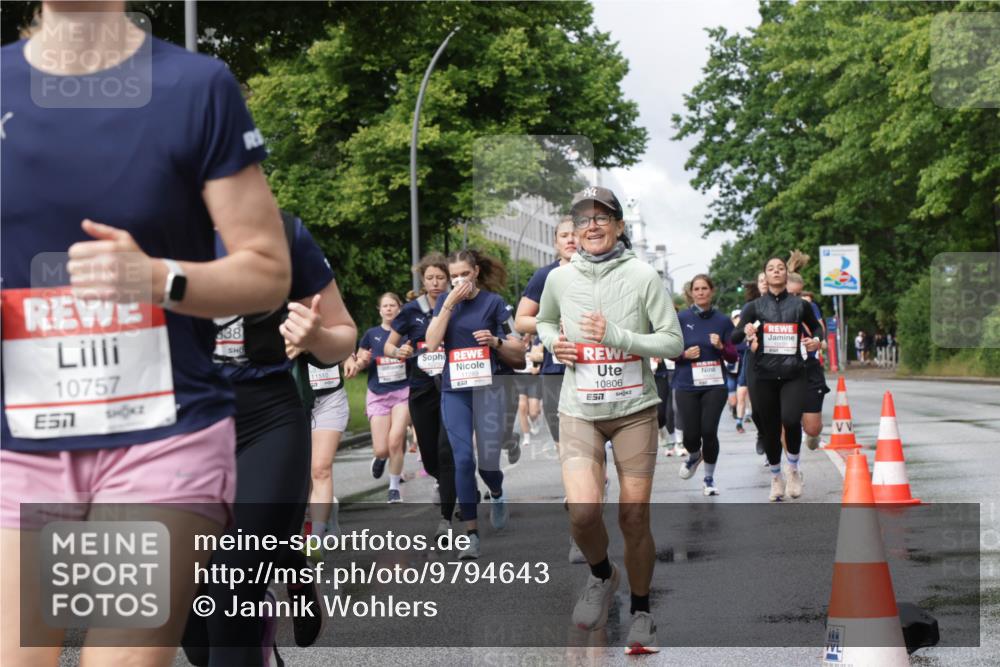 14.06.2026 - REWE Women's Run Jannik Wohlers http://msf.ph/oto/9794643 14.06.2026 09:08:41 Laufen 10757, 7, 838, 11510, 10806, 7 meine-sportfotos.de