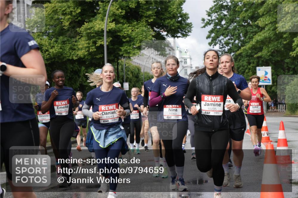 14.06.2026 - REWE Women's Run Jannik Wohlers http://msf.ph/oto/9794659 14.06.2026 09:08:44 Laufen 10129, 10925, 10213, 57, 10363, 7, 10235, 7, 57 meine-sportfotos.de