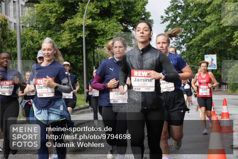 14.06.2026 - REWE Women's Run Jannik Wohlers http://msf.ph/oto/9794698 14.06.2026 09:08:45 Laufen 10129, 10213, 577, 11261, 10363, 7, 10235, 7, 0755, 10150 meine-sportfotos.de