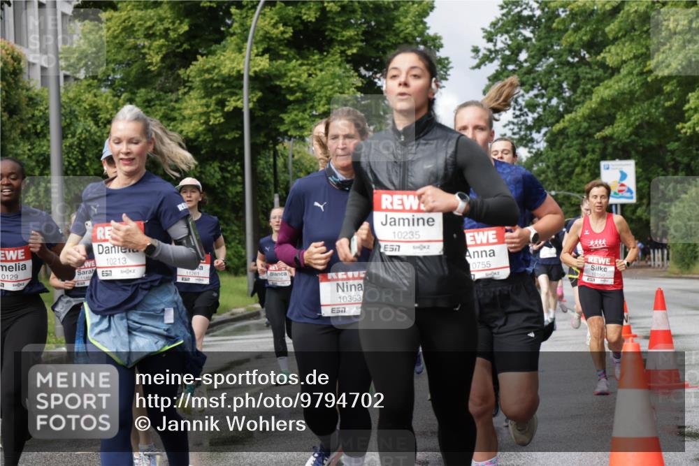 14.06.2026 - REWE Women's Run Jannik Wohlers http://msf.ph/oto/9794702 14.06.2026 09:08:45 Laufen 0129, 7, 10213, 1146, 57, 11261, 57, 10363, 10235, 7, 0755, 10150 meine-sportfotos.de