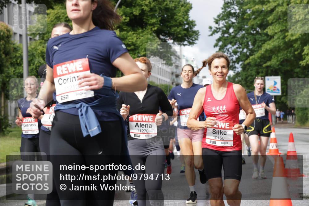 14.06.2026 - REWE Women's Run Jannik Wohlers http://msf.ph/oto/9794713 14.06.2026 09:08:47 Laufen 10478, 11212, 7, 11270, 7, 10150 meine-sportfotos.de