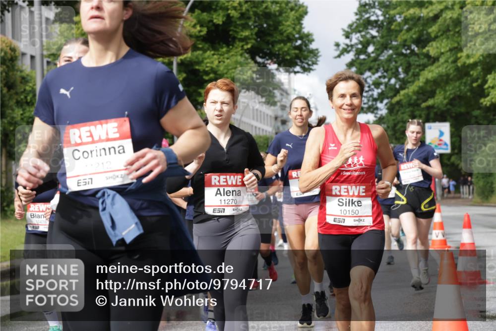 14.06.2026 - REWE Women's Run Jannik Wohlers http://msf.ph/oto/9794717 14.06.2026 09:08:48 Laufen 10478, 57, 11212, 7, 11270, 10150, 7 meine-sportfotos.de
