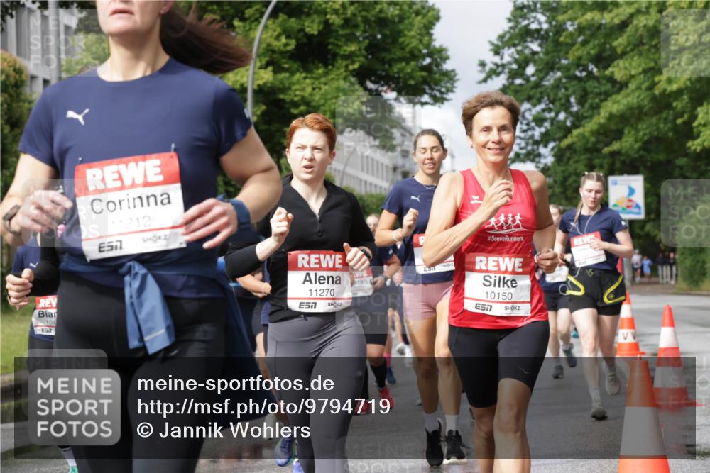 14.06.2026 - REWE Women's Run Jannik Wohlers http://msf.ph/oto/9794719 14.06.2026 09:08:48 Laufen 104, 1212, 11270, 7, 10150, 7 meine-sportfotos.de