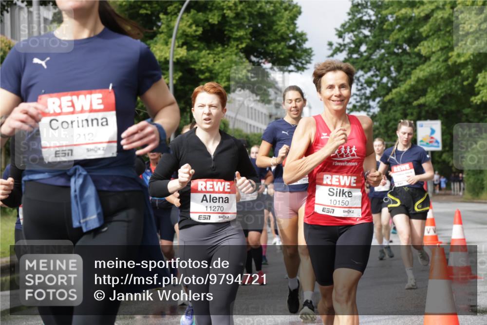14.06.2026 - REWE Women's Run Jannik Wohlers http://msf.ph/oto/9794721 14.06.2026 09:08:48 Laufen 11212, 11270, 10150, 7 meine-sportfotos.de