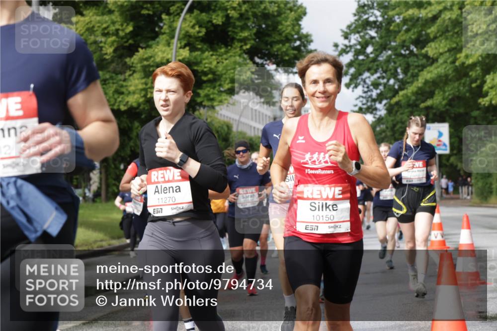 14.06.2026 - REWE Women's Run Jannik Wohlers http://msf.ph/oto/9794734 14.06.2026 09:08:48 Laufen 12, 11270, 7, 10, 10150, 7 meine-sportfotos.de