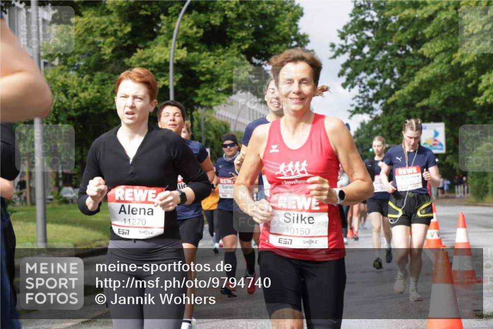 14.06.2026 - REWE Women's Run Jannik Wohlers http://msf.ph/oto/9794740 14.06.2026 09:08:48 Laufen 11270, 7, 10150, 7 meine-sportfotos.de