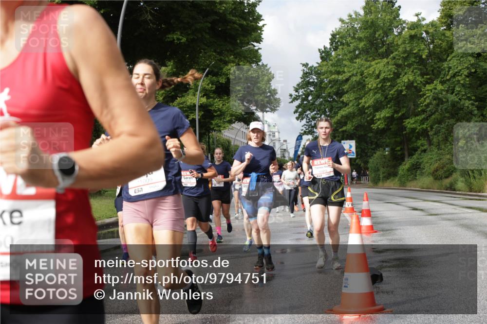 14.06.2026 - REWE Women's Run Jannik Wohlers http://msf.ph/oto/9794751 14.06.2026 09:08:49 Laufen 0, 11009, 7 meine-sportfotos.de