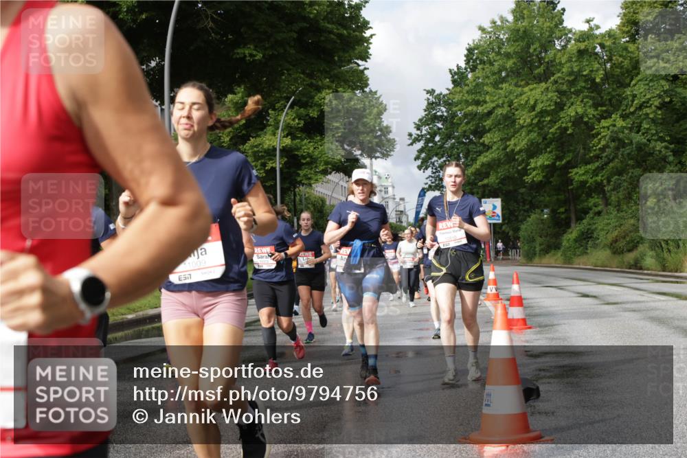14.06.2026 - REWE Women's Run Jannik Wohlers http://msf.ph/oto/9794756 14.06.2026 09:08:50 Laufen 11009, 7, 10810 meine-sportfotos.de