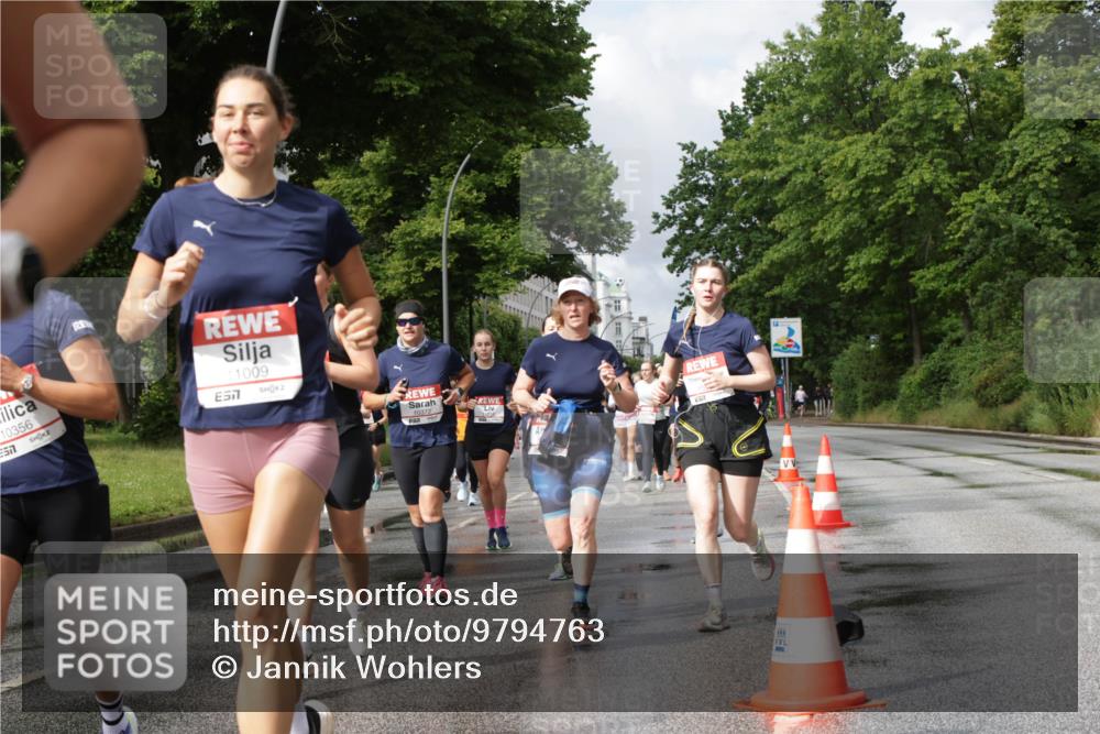 14.06.2026 - REWE Women's Run Jannik Wohlers http://msf.ph/oto/9794763 14.06.2026 09:08:50 Laufen 10356, 11009, 57 meine-sportfotos.de