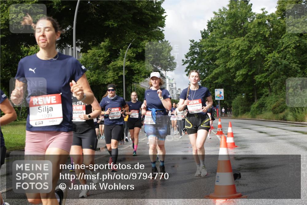14.06.2026 - REWE Women's Run Jannik Wohlers http://msf.ph/oto/9794770 14.06.2026 09:08:50 Laufen 57, 1009, 1113, 10810 meine-sportfotos.de