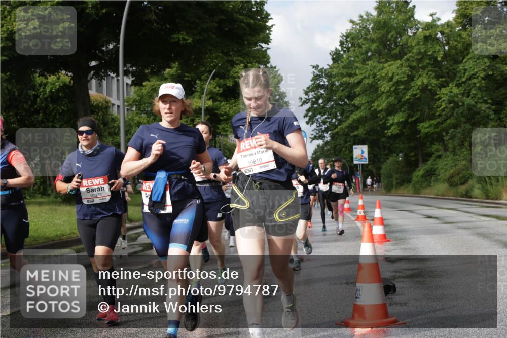 14.06.2026 - REWE Women's Run Jannik Wohlers http://msf.ph/oto/9794787 14.06.2026 09:08:51 Laufen 10372, 657, 10810, 7 meine-sportfotos.de