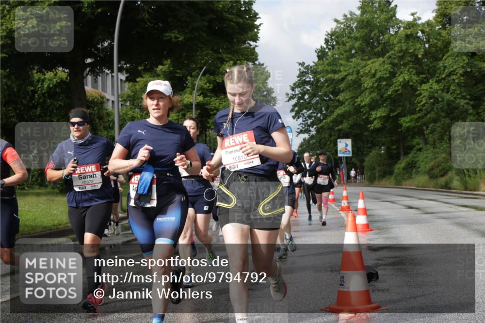 14.06.2026 - REWE Women's Run Jannik Wohlers http://msf.ph/oto/9794792 14.06.2026 09:08:51 Laufen 10372, 657, 10810 meine-sportfotos.de