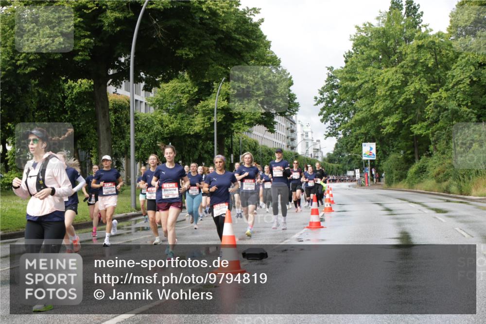 14.06.2026 - REWE Women's Run Jannik Wohlers http://msf.ph/oto/9794819 14.06.2026 09:09:04 Laufen  meine-sportfotos.de