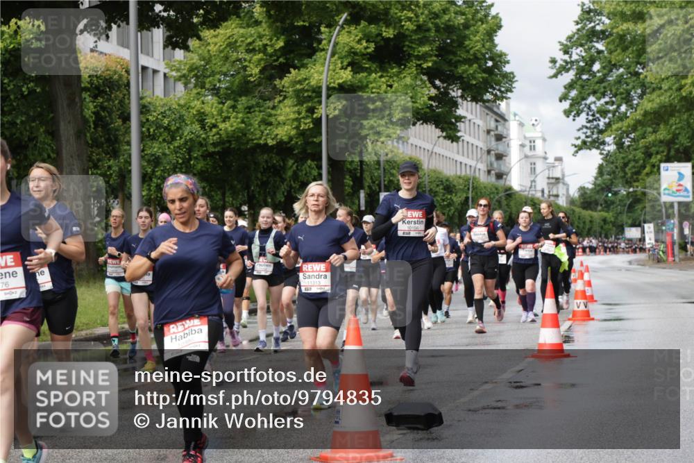 14.06.2026 - REWE Women's Run Jannik Wohlers http://msf.ph/oto/9794835 14.06.2026 09:09:05 Laufen 76, 10986, 11313, 517, 10156 meine-sportfotos.de