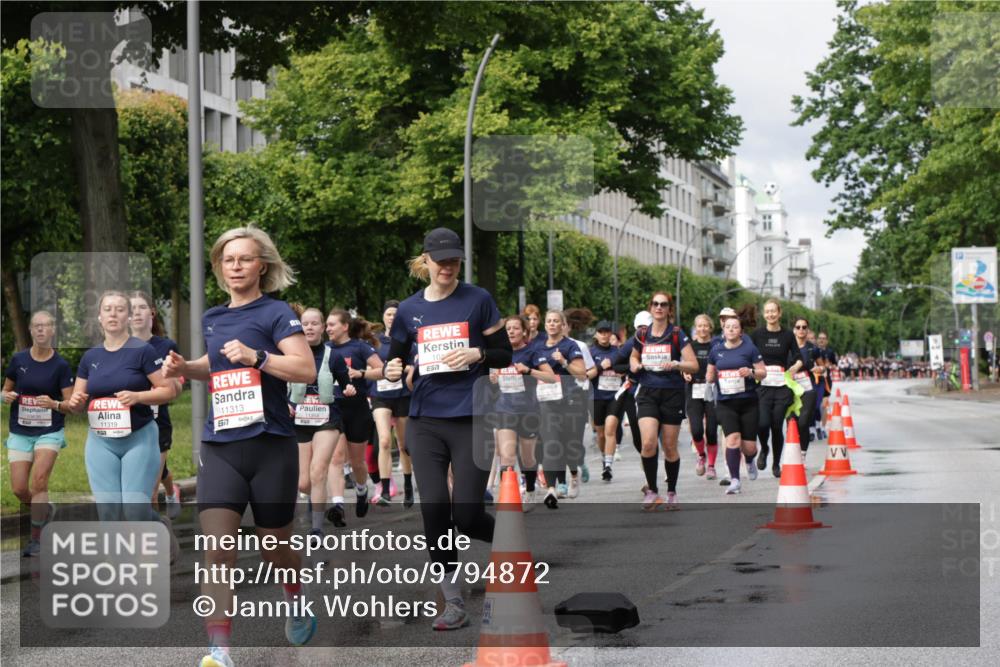 14.06.2026 - REWE Women's Run Jannik Wohlers http://msf.ph/oto/9794872 14.06.2026 09:09:06 Laufen 11319, 11313, 77 meine-sportfotos.de