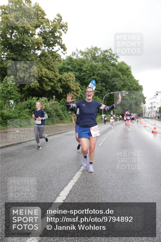 14.06.2026 - REWE Women's Run Jannik Wohlers http://msf.ph/oto/9794892 14.06.2026 09:55:36 Laufen 57 meine-sportfotos.de