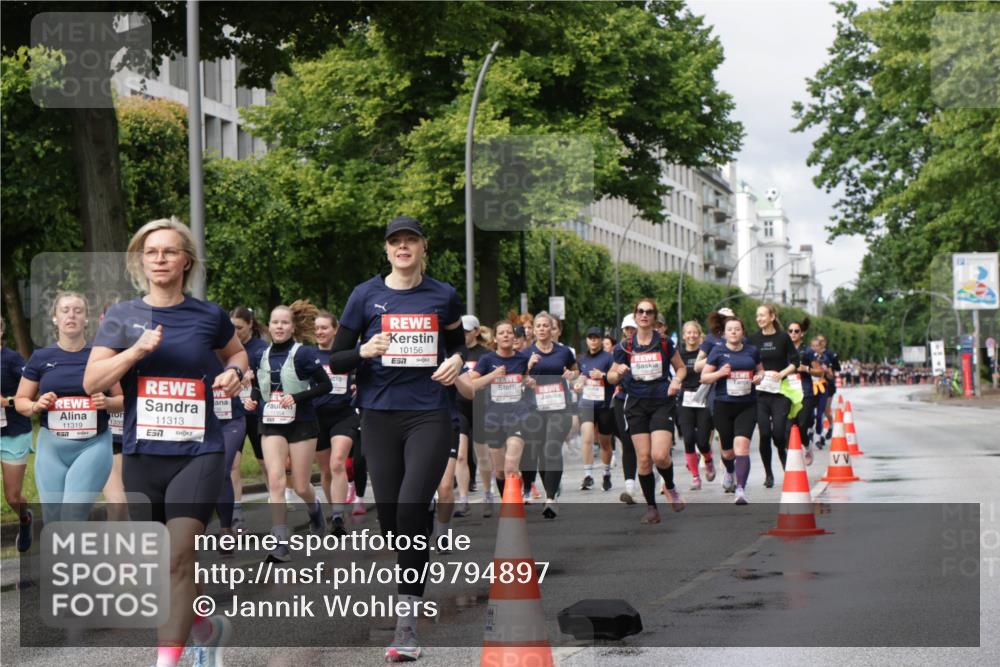 14.06.2026 - REWE Women's Run Jannik Wohlers http://msf.ph/oto/9794897 14.06.2026 09:09:07 Laufen 1335, 11319, 57, 11313, 7, 11354, 10156, 7 meine-sportfotos.de