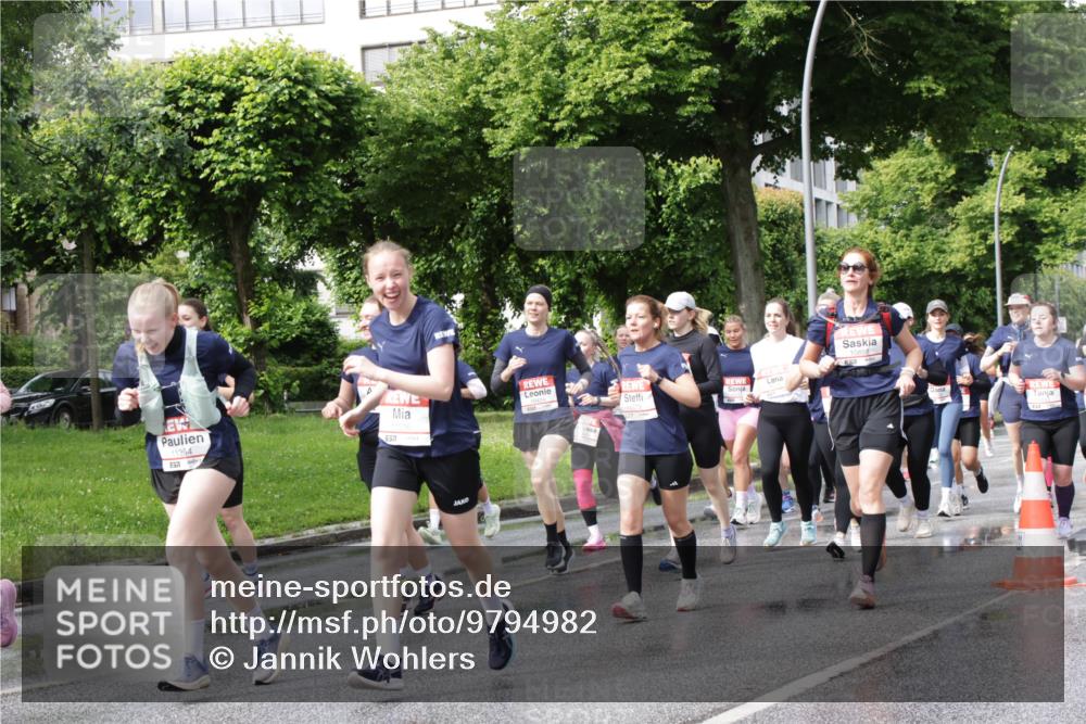 14.06.2026 - REWE Women's Run Jannik Wohlers http://msf.ph/oto/9794982 14.06.2026 09:09:11 Laufen 11354, 7 meine-sportfotos.de