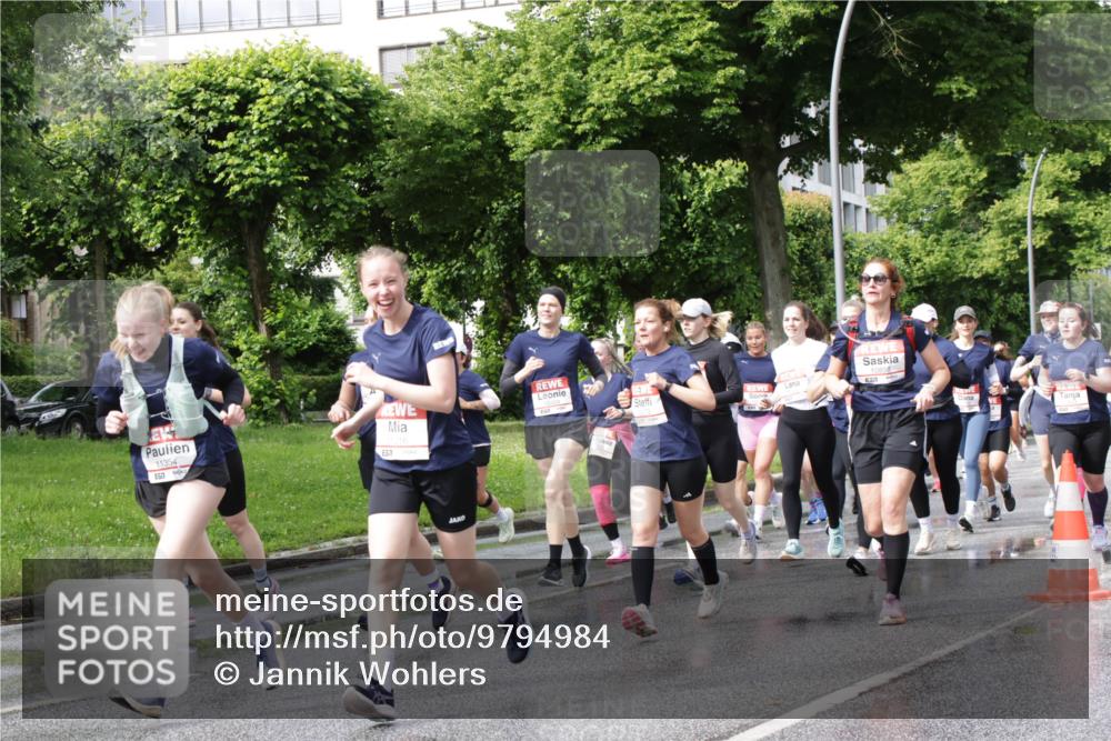 14.06.2026 - REWE Women's Run Jannik Wohlers http://msf.ph/oto/9794984 14.06.2026 09:09:11 Laufen 11354, 57 meine-sportfotos.de