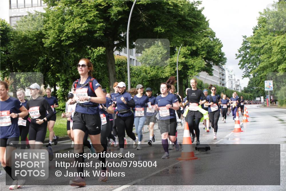14.06.2026 - REWE Women's Run Jannik Wohlers http://msf.ph/oto/9795004 14.06.2026 09:09:12 Laufen 10173, 11271, 272, 57 meine-sportfotos.de
