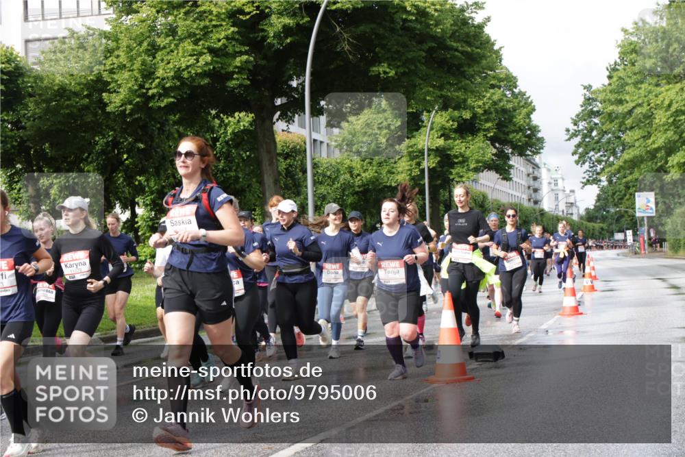 14.06.2026 - REWE Women's Run Jannik Wohlers http://msf.ph/oto/9795006 14.06.2026 09:09:12 Laufen 3, 11272 meine-sportfotos.de