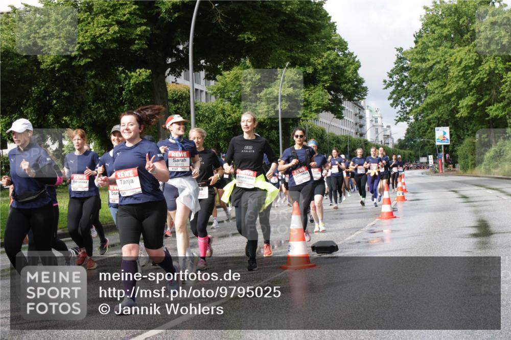 14.06.2026 - REWE Women's Run Jannik Wohlers http://msf.ph/oto/9795025 14.06.2026 09:09:13 Laufen 10543, 10773, 7, 1039 meine-sportfotos.de