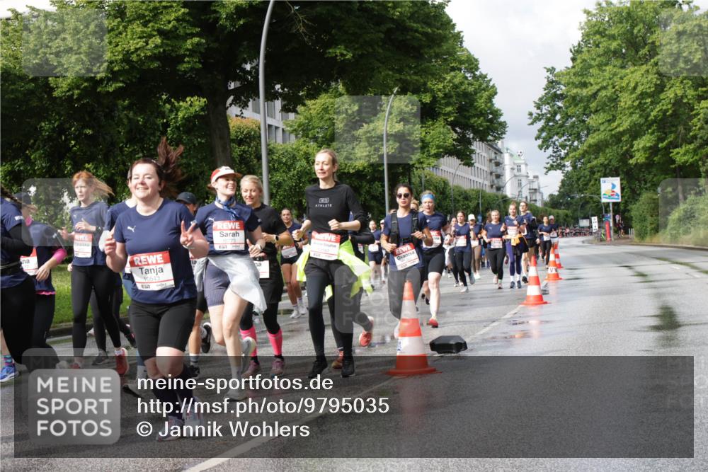 14.06.2026 - REWE Women's Run Jannik Wohlers http://msf.ph/oto/9795035 14.06.2026 09:09:13 Laufen 10543, 10773 meine-sportfotos.de