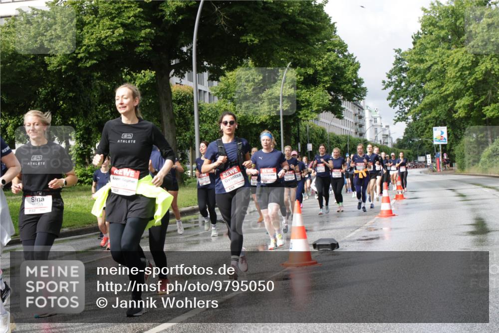 14.06.2026 - REWE Women's Run Jannik Wohlers http://msf.ph/oto/9795050 14.06.2026 09:09:15 Laufen 10089, 37, 577 meine-sportfotos.de