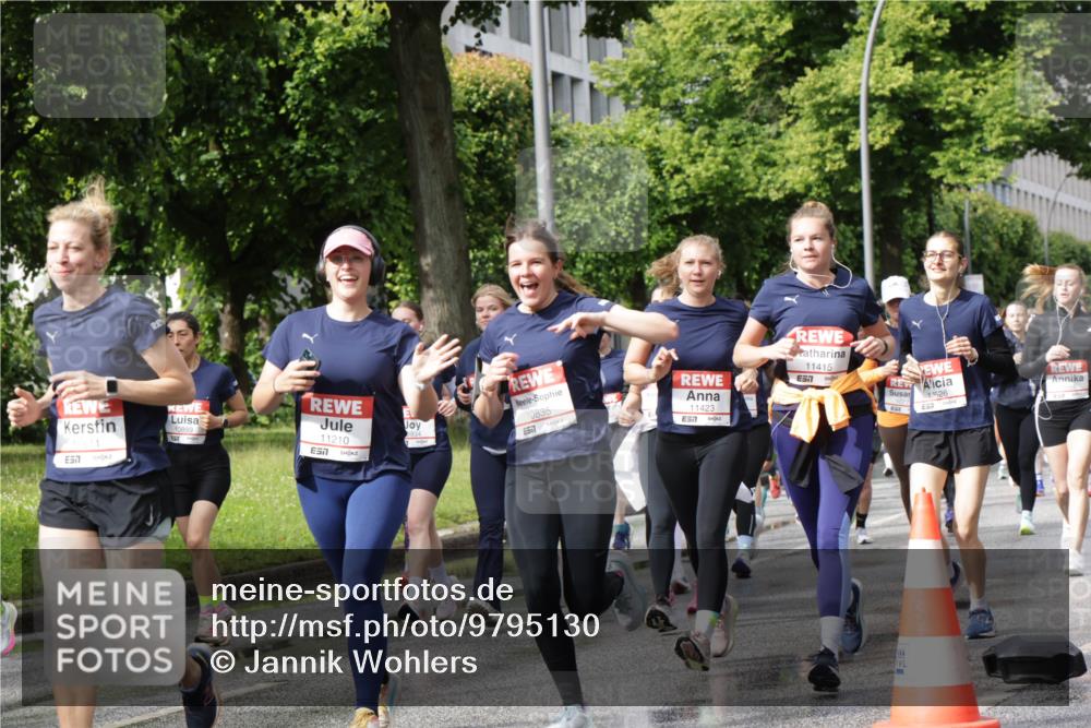 14.06.2026 - REWE Women's Run Jannik Wohlers http://msf.ph/oto/9795130 14.06.2026 09:09:18 Laufen 7, 11, 10899, 11210, 7, 10835, 11423, 7, 11415, 7, 13526 meine-sportfotos.de