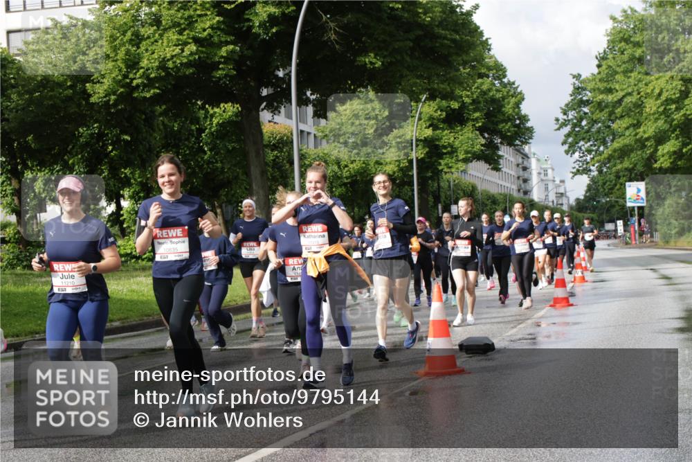 14.06.2026 - REWE Women's Run Jannik Wohlers http://msf.ph/oto/9795144 14.06.2026 09:09:19 Laufen 11210, 10835 meine-sportfotos.de