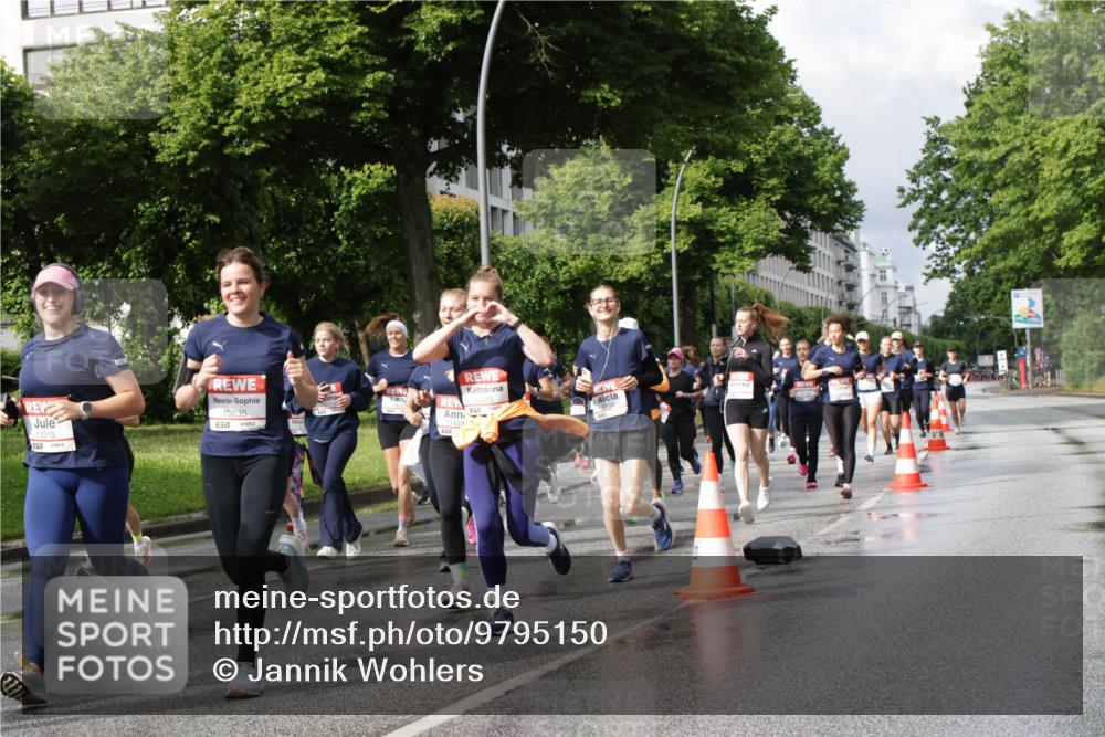 14.06.2026 - REWE Women's Run Jannik Wohlers http://msf.ph/oto/9795150 14.06.2026 09:09:20 Laufen 11210, 10835 meine-sportfotos.de