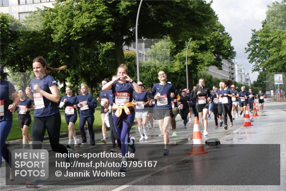 14.06.2026 - REWE Women's Run Jannik Wohlers http://msf.ph/oto/9795167 14.06.2026 09:09:20 Laufen 0835, 11415 meine-sportfotos.de