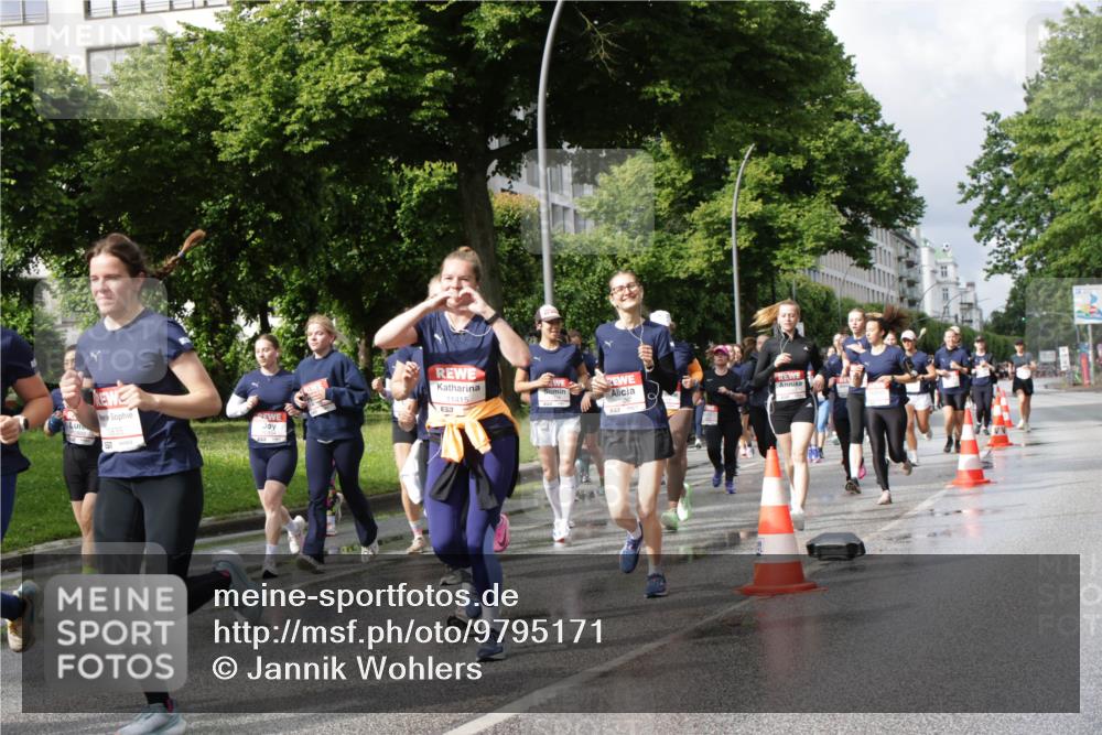 14.06.2026 - REWE Women's Run Jannik Wohlers http://msf.ph/oto/9795171 14.06.2026 09:09:20 Laufen 10835, 11415 meine-sportfotos.de