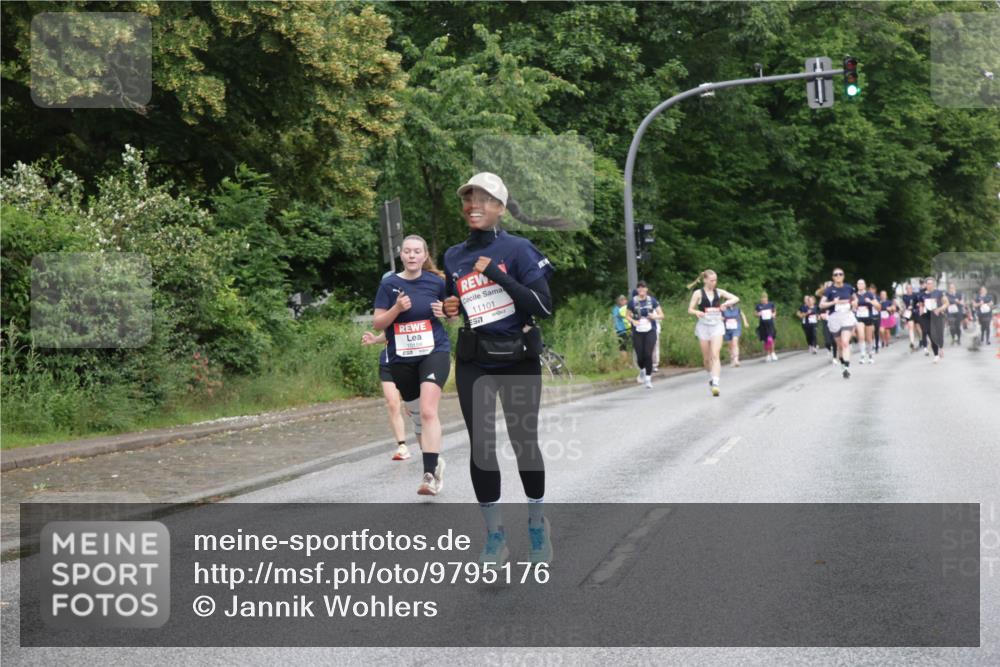 14.06.2026 - REWE Women's Run Jannik Wohlers http://msf.ph/oto/9795176 14.06.2026 09:56:00 Laufen 10188, 11101 meine-sportfotos.de