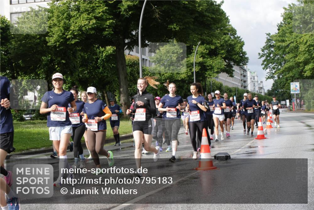 14.06.2026 - REWE Women's Run Jannik Wohlers http://msf.ph/oto/9795183 14.06.2026 09:09:22 Laufen 10738, 1056 meine-sportfotos.de