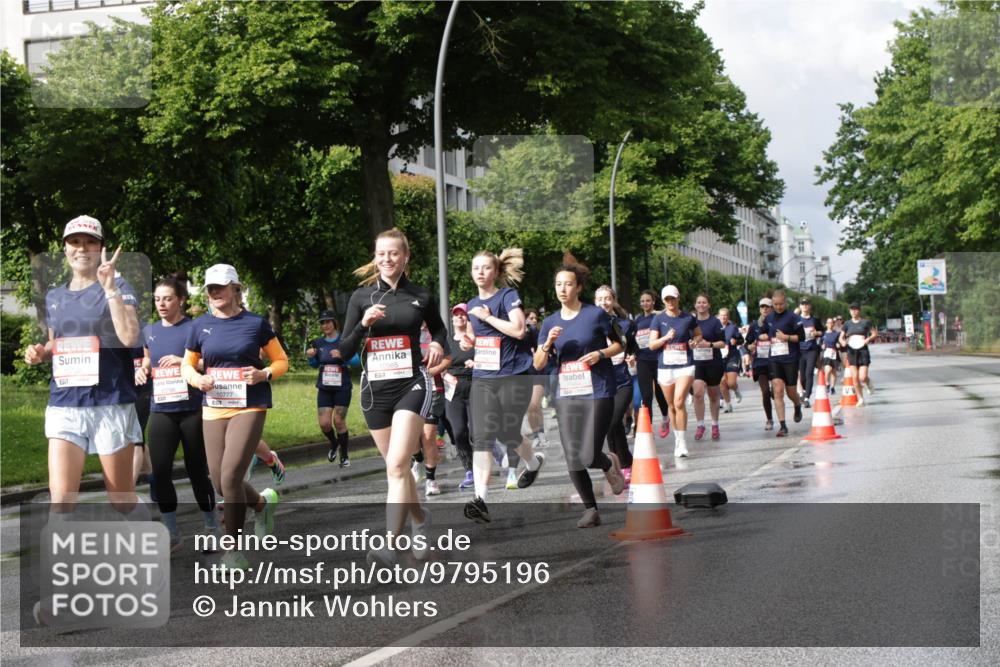 14.06.2026 - REWE Women's Run Jannik Wohlers http://msf.ph/oto/9795196 14.06.2026 09:09:22 Laufen 517, 10565, 57 meine-sportfotos.de