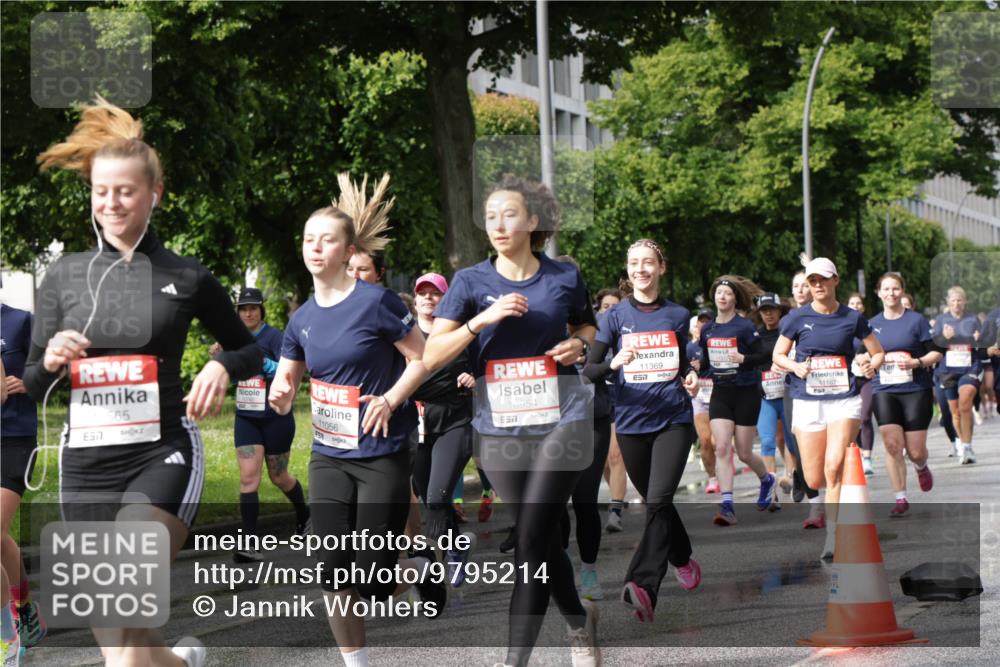 14.06.2026 - REWE Women's Run Jannik Wohlers http://msf.ph/oto/9795214 14.06.2026 09:09:23 Laufen 577, 565, 11056, 10954, 7, 11369, 57, 11167 meine-sportfotos.de
