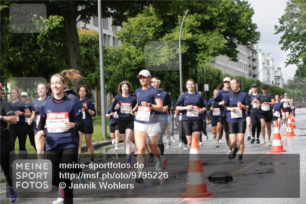 14.06.2026 - REWE Women's Run Jannik Wohlers http://msf.ph/oto/9795226 14.06.2026 09:09:24 Laufen 11369, 57, 11312 meine-sportfotos.de